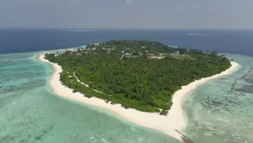 drone-shot, local-island, nature, sea - Stunning drone shot of the local island of Feridhoo in the Alifu Alifu Atoll, showing white beaches and lush nature.