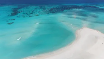 beach, bikini-beach, drone-shot, sea - Aerial drone perspective showing the pristine white sandbank and turquoise lagoon of Fulhadhoo island, Baa Atoll.