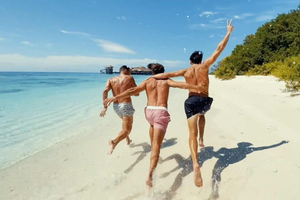 Maafushi Friends Edition: Adventure, Sharks, Fun and Evenings Under the Stars